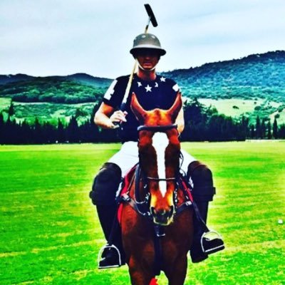 Profile Picture of Jeftro (@Jeffrey_Troy) on Twitter