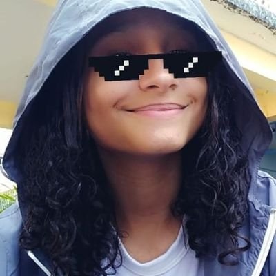 Profile Picture of Lillian Moreira Alves (@LiilaBia) on Twitter