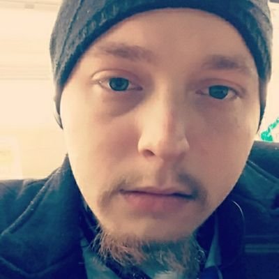 Brandon Blakeney - Twitter Profile Picture of Brandon Blakeney (@NerdatArms) on Twitter