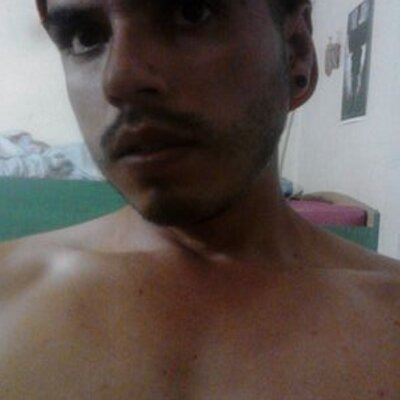 Profile Picture of Jesse Rendon Caro (@jesserenca26) on Twitter