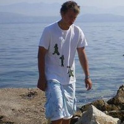 Profile Picture of Ben Fullick (@Ben_BusbyBabes) on Twitter