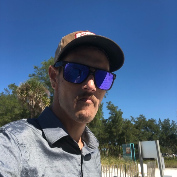 Profile Picture of Adam Crooks (@atomicatom1) on Poshmark