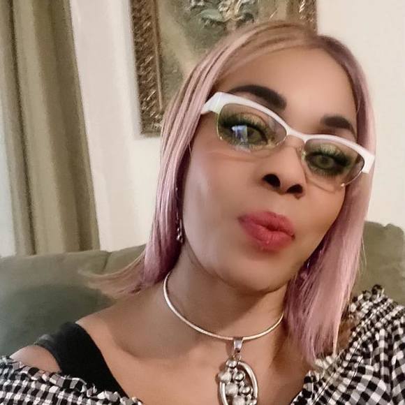 Profile Picture of Abieyuwa Iyamu (@txgirl46) on Poshmark