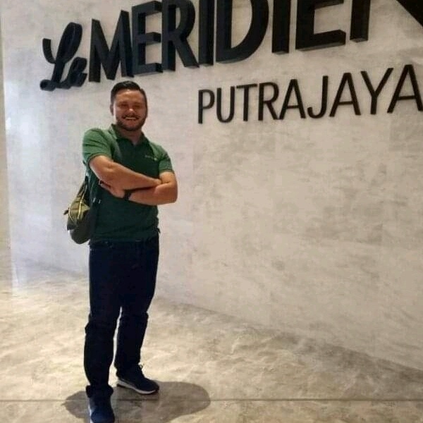 Profile Picture of Yoe Mario (@yoemario5663) on Tiktok