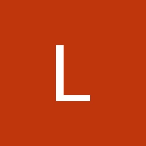 Profile Picture of Laura Keith (@lkeith640) on Poshmark
