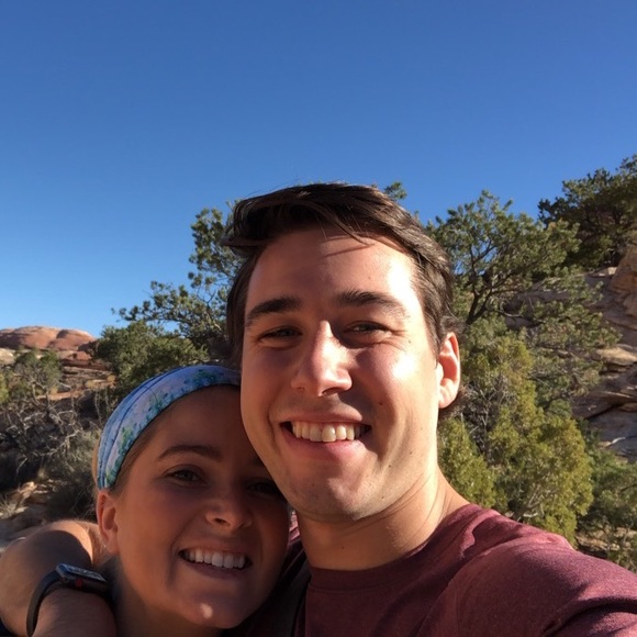 Profile Picture of Tommy Holcomb (@tomholcomb01) on Poshmark