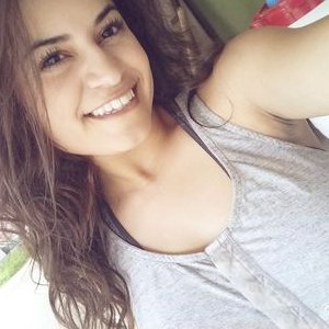 Profile Picture of Lisa Ledesma (@LoveLisaBoo) on Twitter