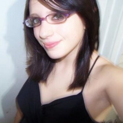 Profile Picture of Ginny Harrison (@simplelife101) on Twitter