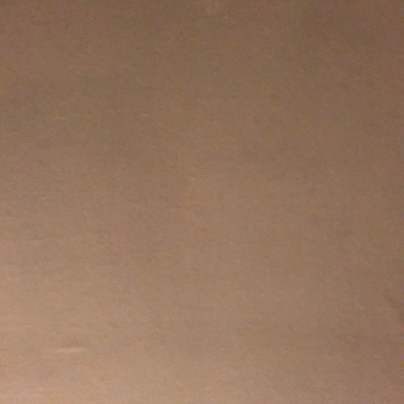 Profile Picture of Hollywood Hollywood (@hollywoow) on Poshmark