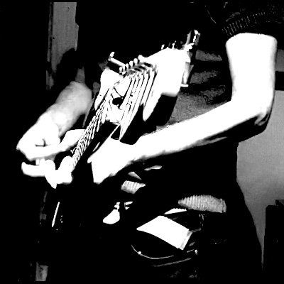 Profile Picture of Mark Clifford (@MarkSeefeel) on Twitter