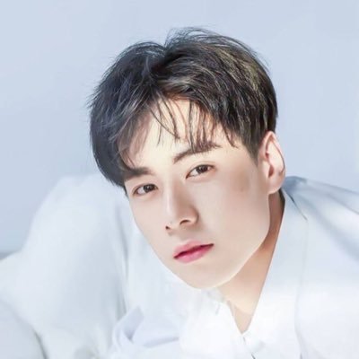 Profile Picture of ε호일링3 (@Hu_Yiling) on Twitter