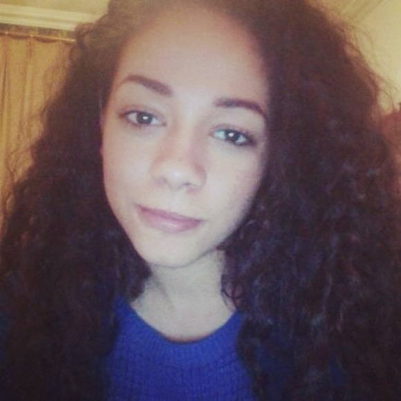 Profile Picture of Heba Elz (@hebaelz) on Poshmark