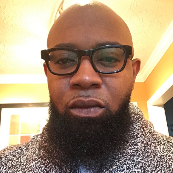 Profile Picture of Brian Doss (@bdoss5) on Poshmark