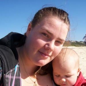 Profile Picture of Phoebe Ivers (@dhi08) on Myspace