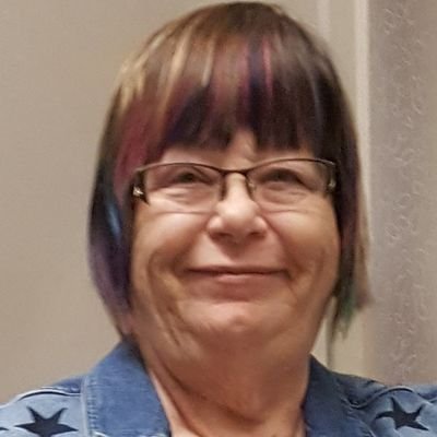 Profile Picture of Helen Hilton (@HelenHi84869241) on Twitter