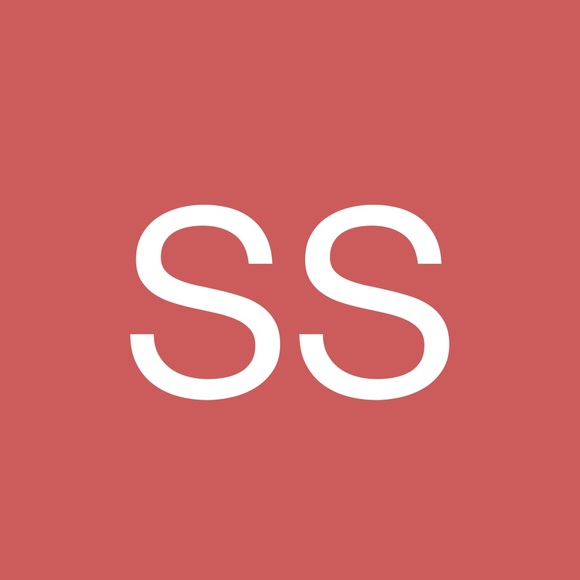 Profile Picture of Sarah Shay (@sarah_shay686) on Poshmark