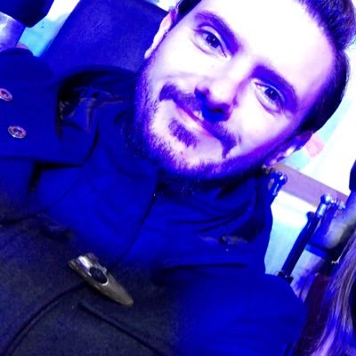 Profile Picture of W Δ Y N € ★ L Ø W € (@waynelowe) on Twitter