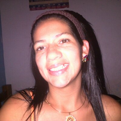 Profile Picture of Luz Vanegas (@luzvanegas_25) on Twitter