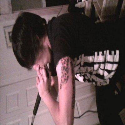 Profile Picture of Jesse Haugh (@StalktheSky) on Twitter