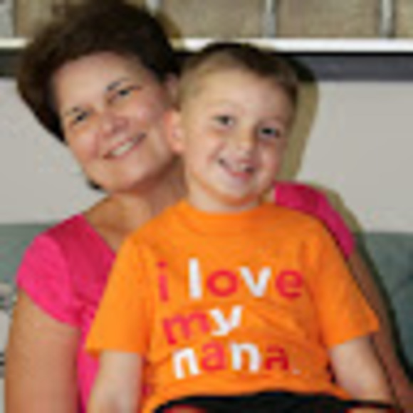 Profile Picture of Cathy Ledray (@cledray) on Poshmark