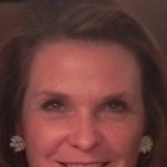 Profile Picture of Sue Volkmann (@sue_volkmann) on Poshmark