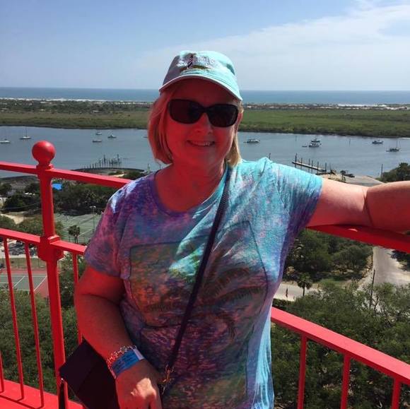 Profile Picture of Gloria Engelken (@rgengelken) on Poshmark