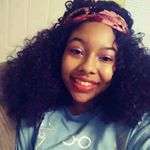 Profile Picture of stacie (@stacie_lindseyy) on Instagram
