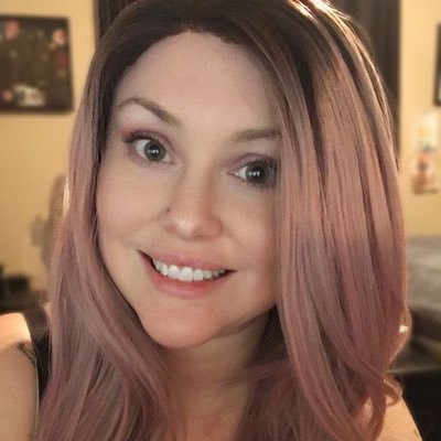 Profile Picture of Tara Schroeder-Ritchie (@Xotaraschro) on Twitter