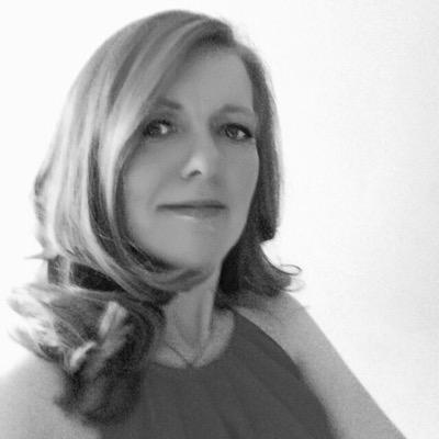 Profile Picture of Michelle Dale (@@LilShellx) on Twitter