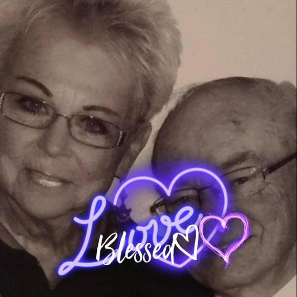 Profile Picture of Linda Humes (@jandl9ers) on Poshmark