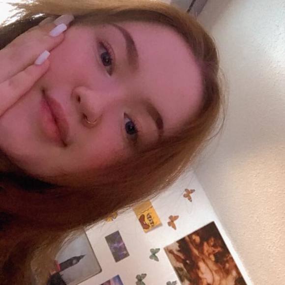 Profile Picture of Jayanna Dimaria (@dimariajayanna) on Poshmark