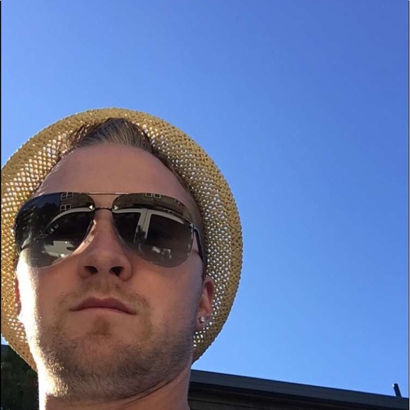 Profile Picture of Josh Lytle (@joshl22) on Poshmark