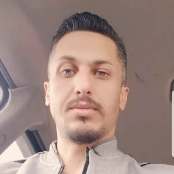 Profile Picture of Julio Martinez (@juliomarsan) on Poshmark