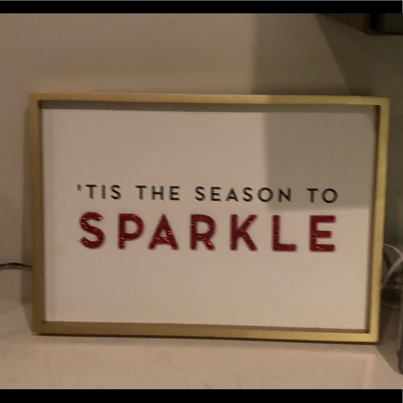 Profile Picture of Nadia Kondos (@nadiakondos) on Poshmark