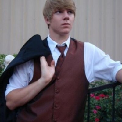Profile Picture of Gavin Lee Larson (@Gavinlarson25) on Twitter