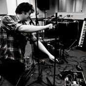 Profile Picture of Robert Kelly (@RobertKellySound) on Youtube