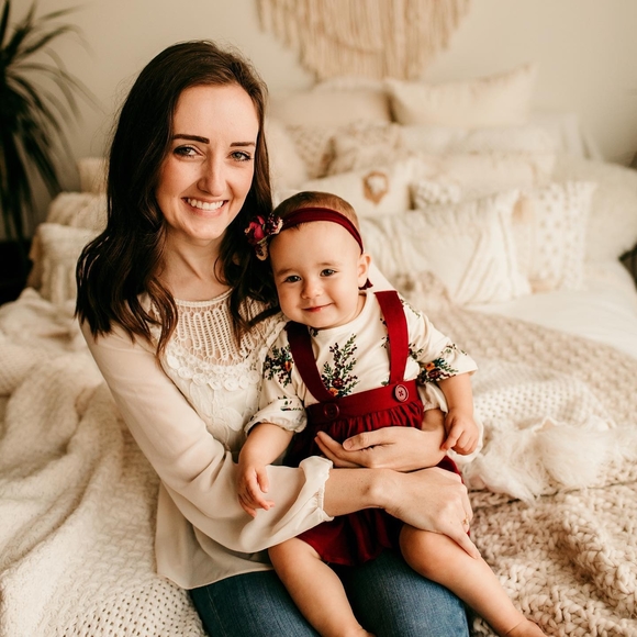 Profile Picture of Megan Hanff (@meganhanff) on Poshmark