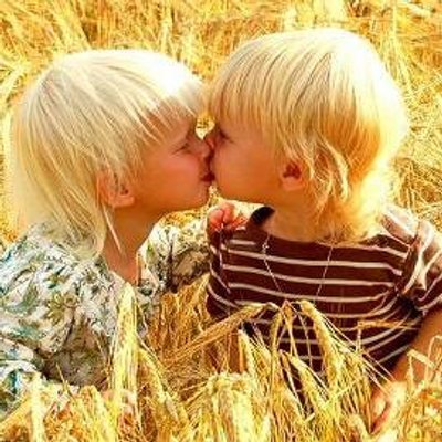 Profile Picture of Josie Thompson (@90mjnhy123) on Twitter