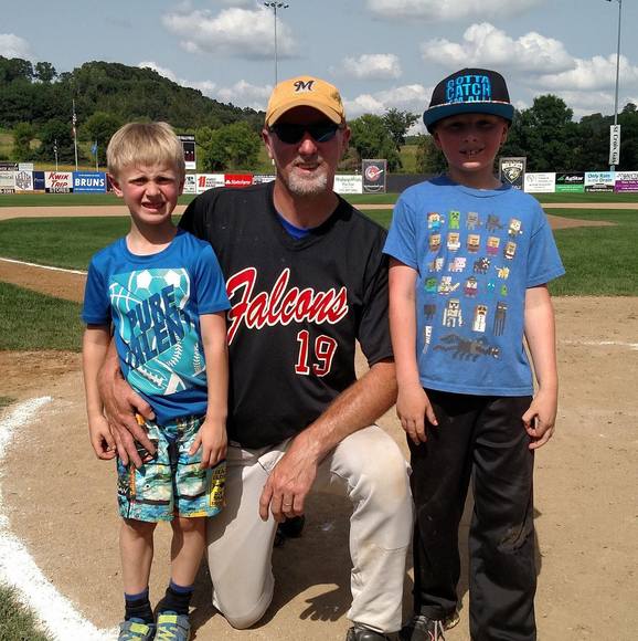 Profile Picture of Tom Wallschlaeger (@twallschlaeger) on Poshmark