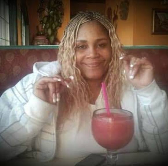 Profile Picture of Nellie Vaughn (@nvaughn63) on Poshmark