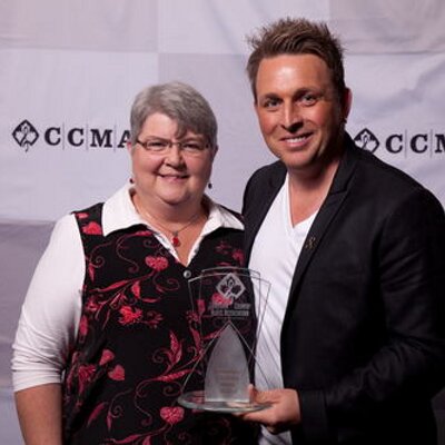 Profile Picture of Mary Rae Knapp (@MaryRaeCO) on Twitter