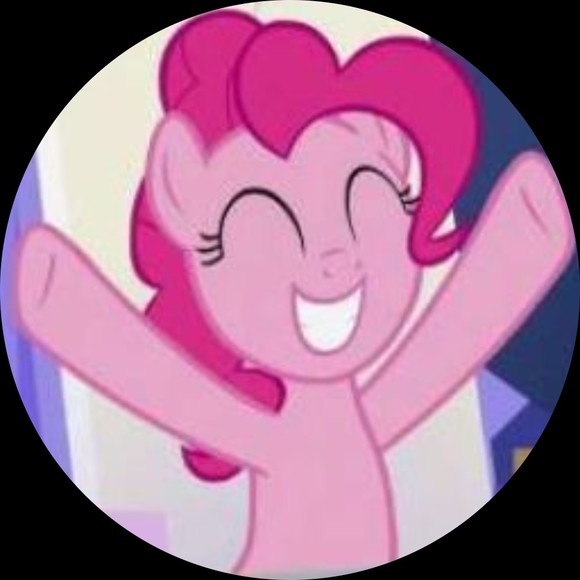 Profile Picture of Clare Difelice (@lemondrop235) on Poshmark