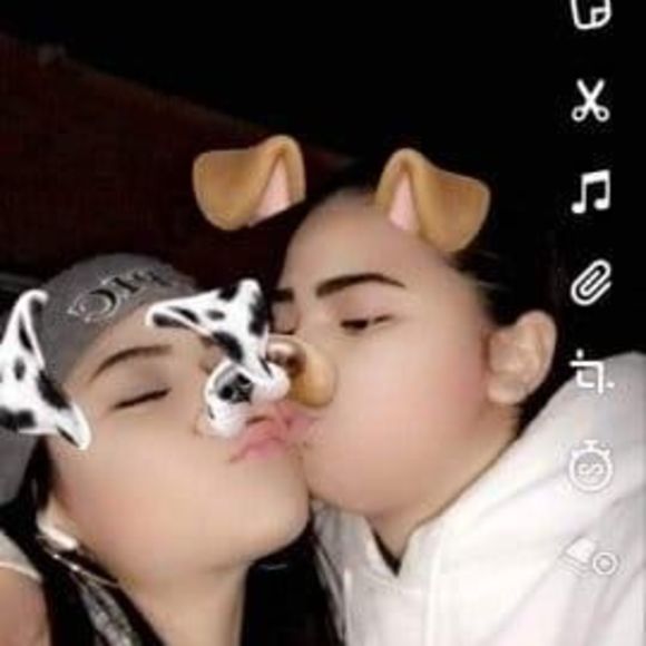 Profile Picture of Christina Anzures (@christinaanz496) on Poshmark