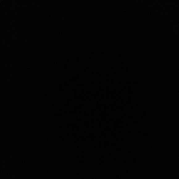 Profile Picture of Tom Yi (@tomlakers24) on Poshmark