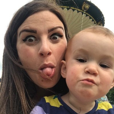 Profile Picture of Roxanne Clay (@RoxanneClay15) on Twitter
