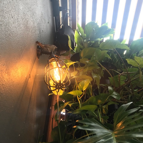 Lucy Abbott - Poshmark Profile Picture of Lucy Abbott (@lucy_abbott) on Poshmark