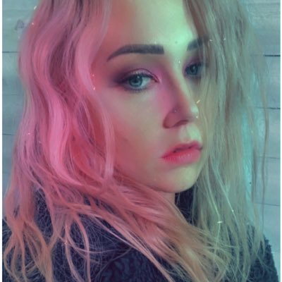 Profile Picture of Ashley //on Twitter