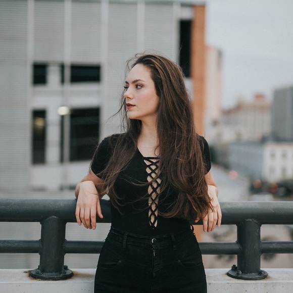 Profile Picture of Tyler Loupe (@tygabrielle) on Poshmark