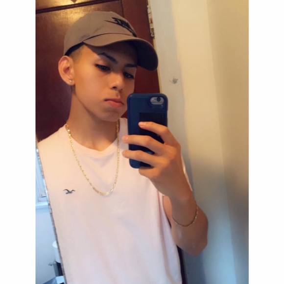 Profile Picture of Luis Murillo (@luismurillo862) on Poshmark