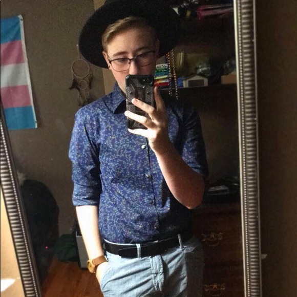 Profile Picture of Julian Adam (@julian_nicholas) on Poshmark